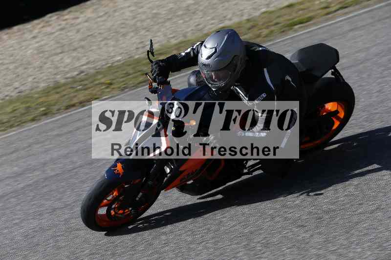 /01 02.04.2026 MAZ ADR/Gruppe gelb Gruppe gruen/30